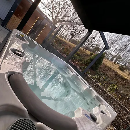 Alsoerdo Villa Zalaegerszeg